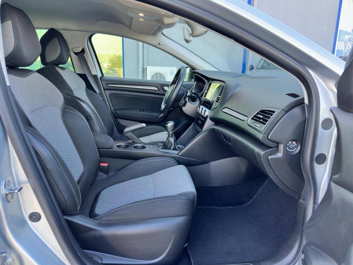 renault-megane-sport-tourer-2021-diesel-1461cc
