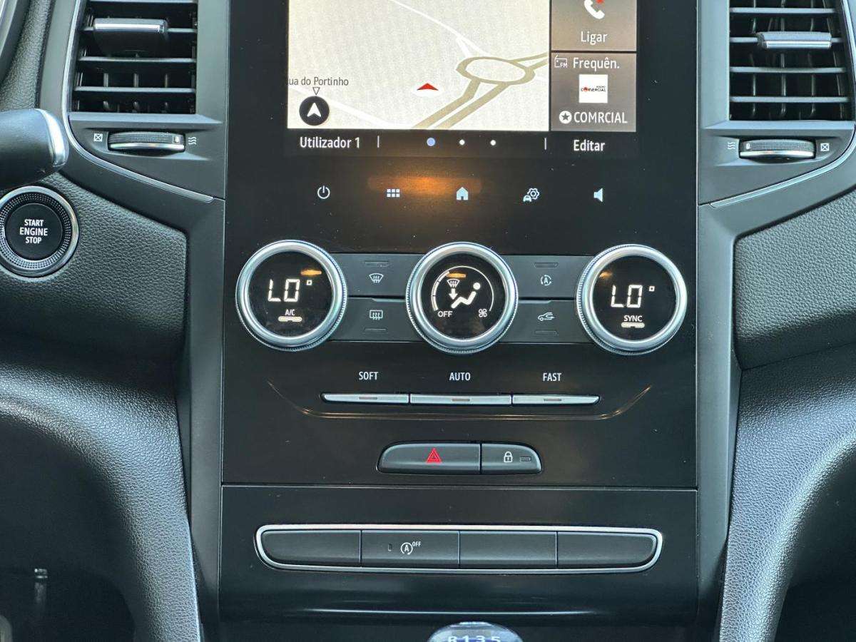 renault-megane-sport-tourer-2021-diesel-1461cc