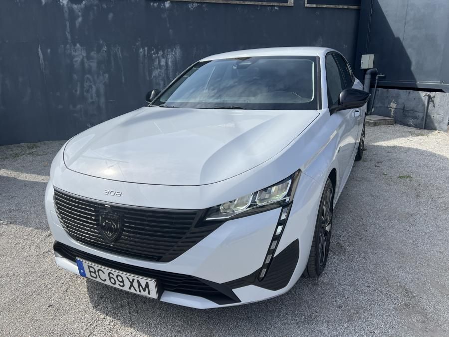 peugeot-308-2023-hibrido-a-gasolina-1598cc
