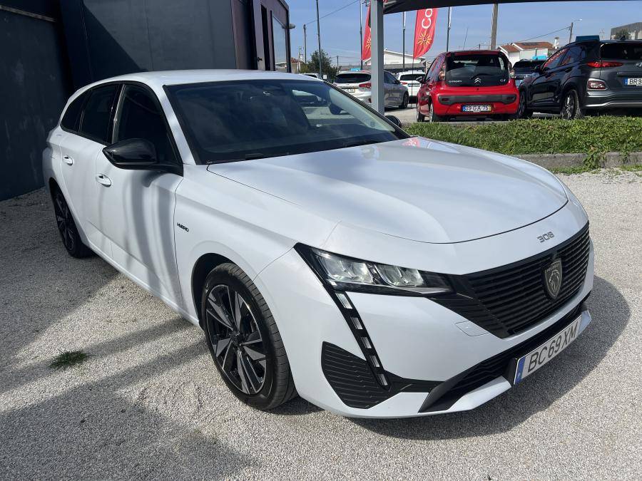 peugeot-308-2023-hibrido-a-gasolina-1598cc