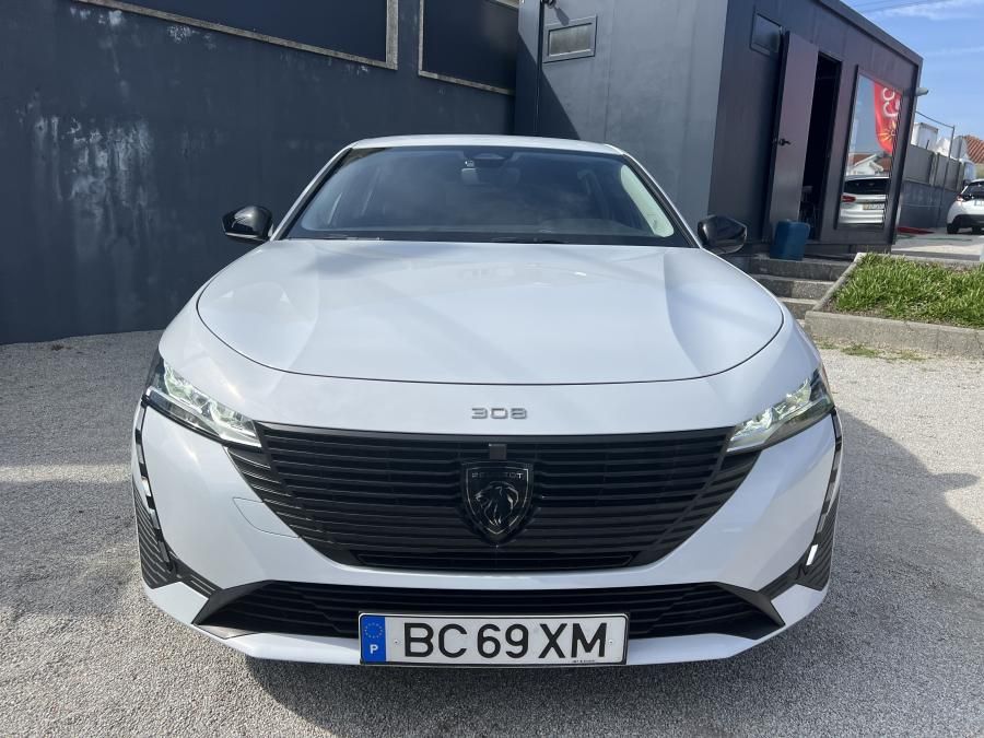 peugeot-308-2023-hibrido-a-gasolina-1598cc