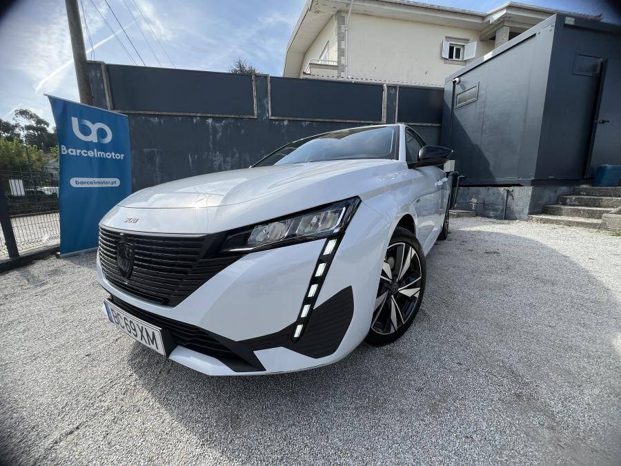 peugeot-308-2023-hibrido-a-gasolina-1598cc