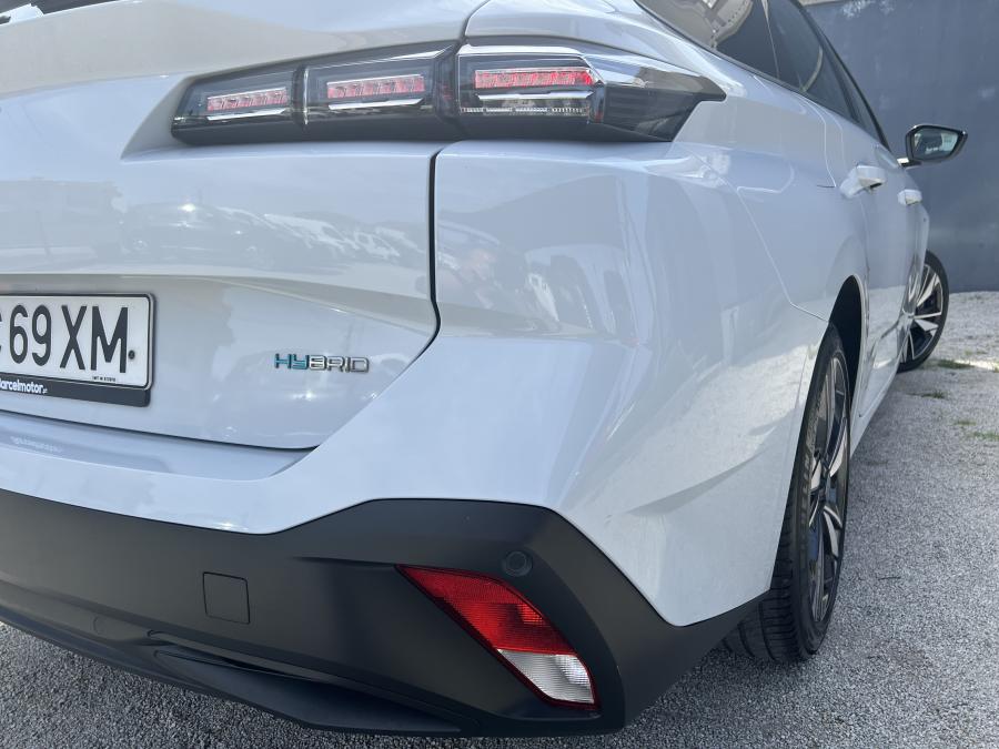 peugeot-308-2023-hibrido-a-gasolina-1598cc