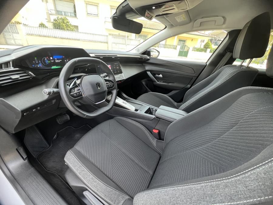 peugeot-308-2023-hibrido-a-gasolina-1598cc