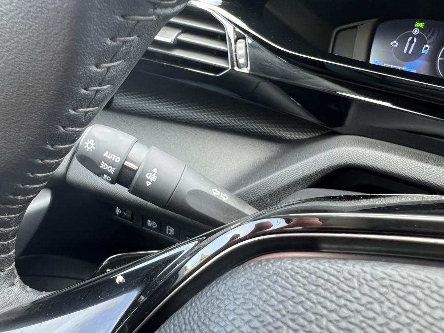peugeot-308-2023-hibrido-a-gasolina-1598cc