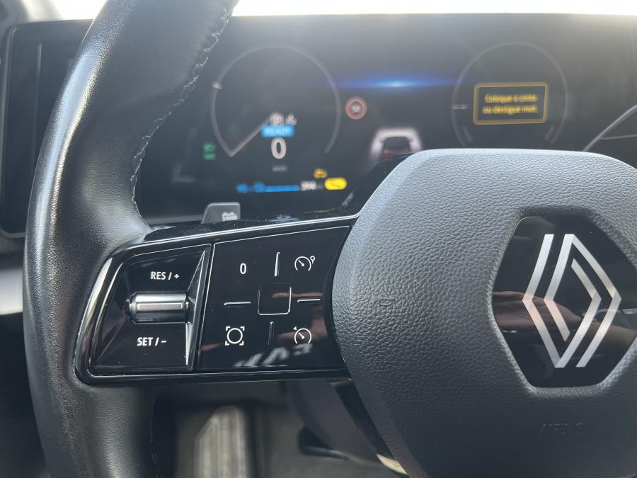 renault-megane-e-tech-2023-eletrico-0cc