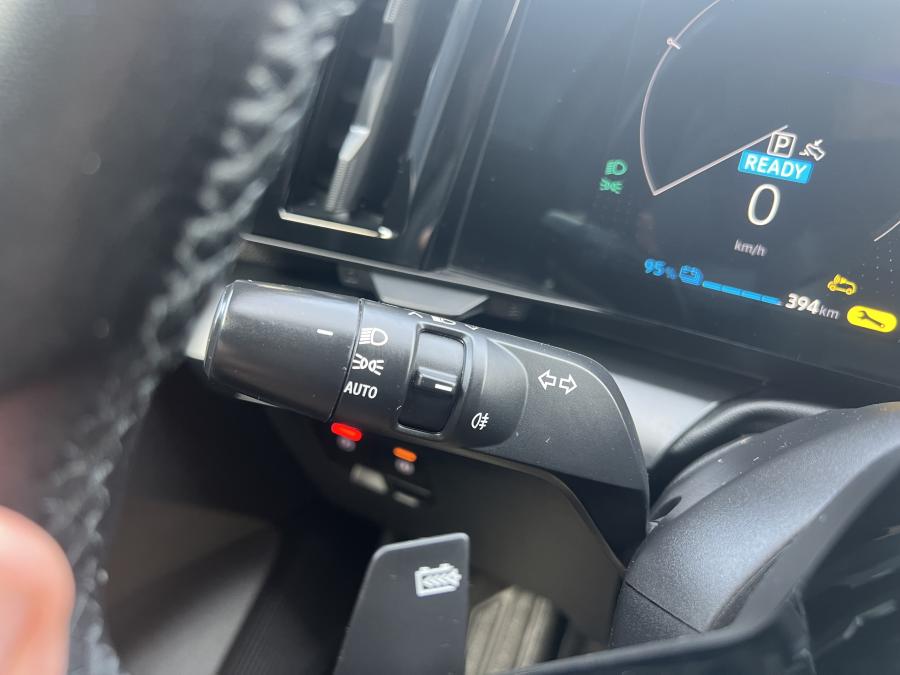 renault-megane-e-tech-2023-eletrico-0cc