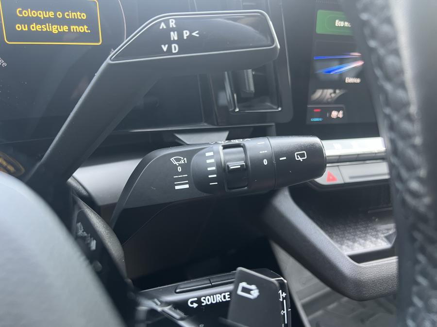 renault-megane-e-tech-2023-eletrico-0cc