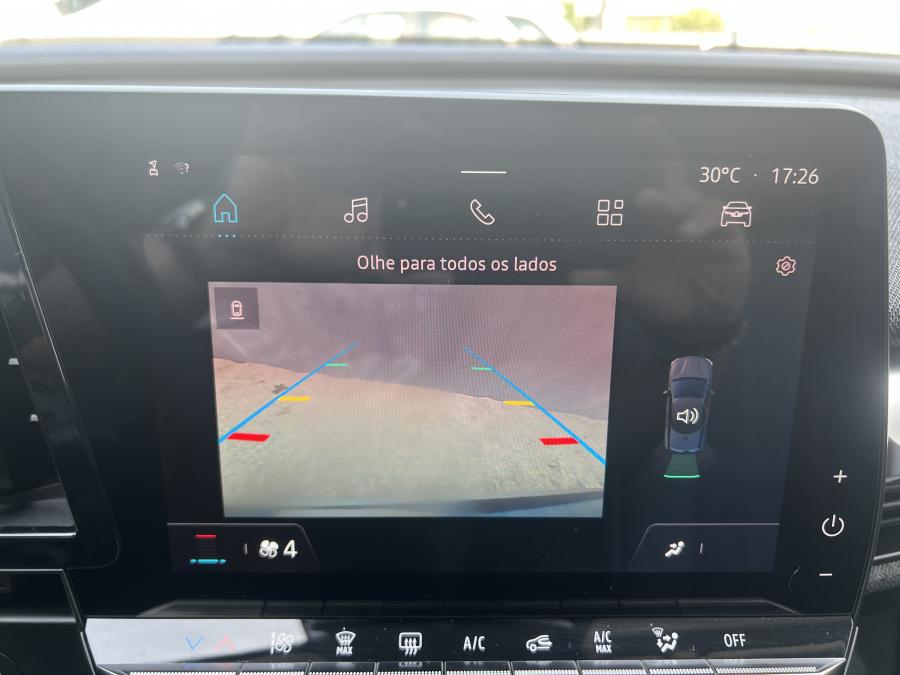 renault-megane-e-tech-2023-eletrico-0cc