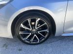 toyota-corolla-sw-2023-hibrido-a-gasolina-1798cc
