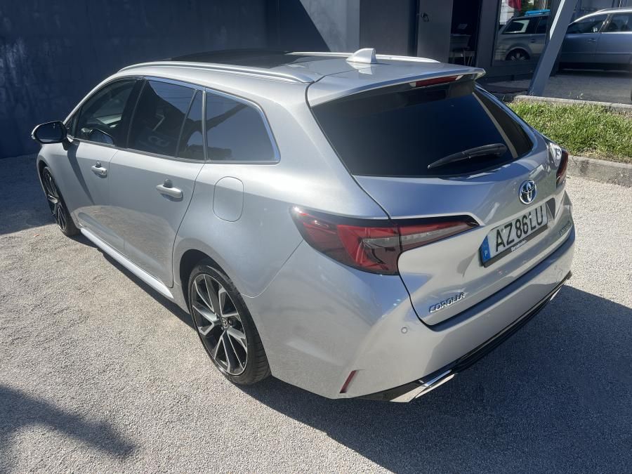 toyota-corolla-sw-2023-hibrido-a-gasolina-1798cc