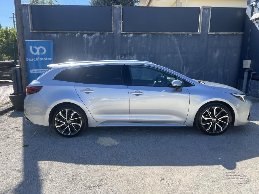 toyota-corolla-sw-2023-hibrido-a-gasolina-1798cc
