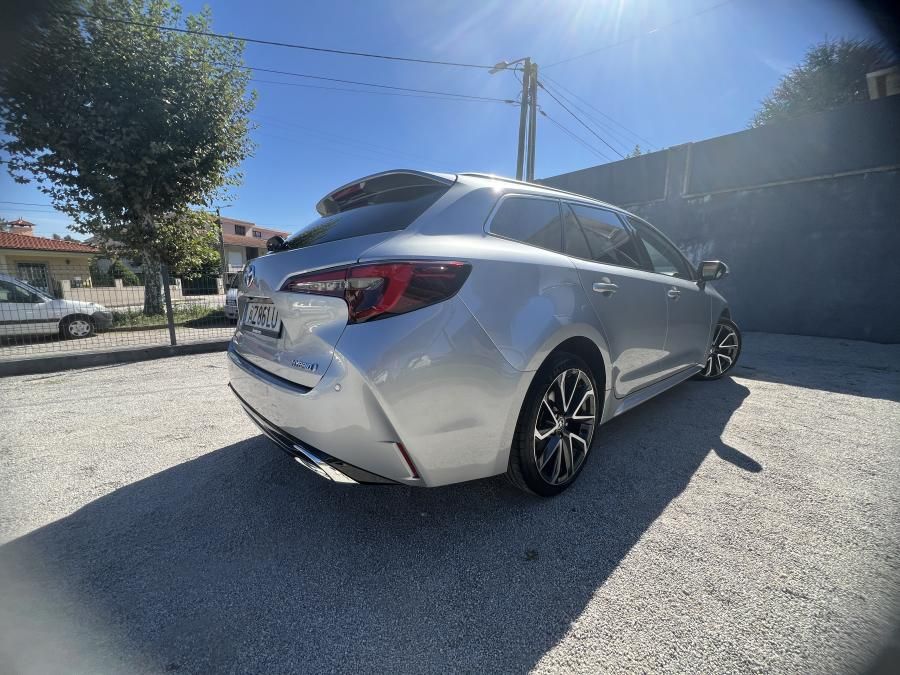 toyota-corolla-sw-2023-hibrido-a-gasolina-1798cc