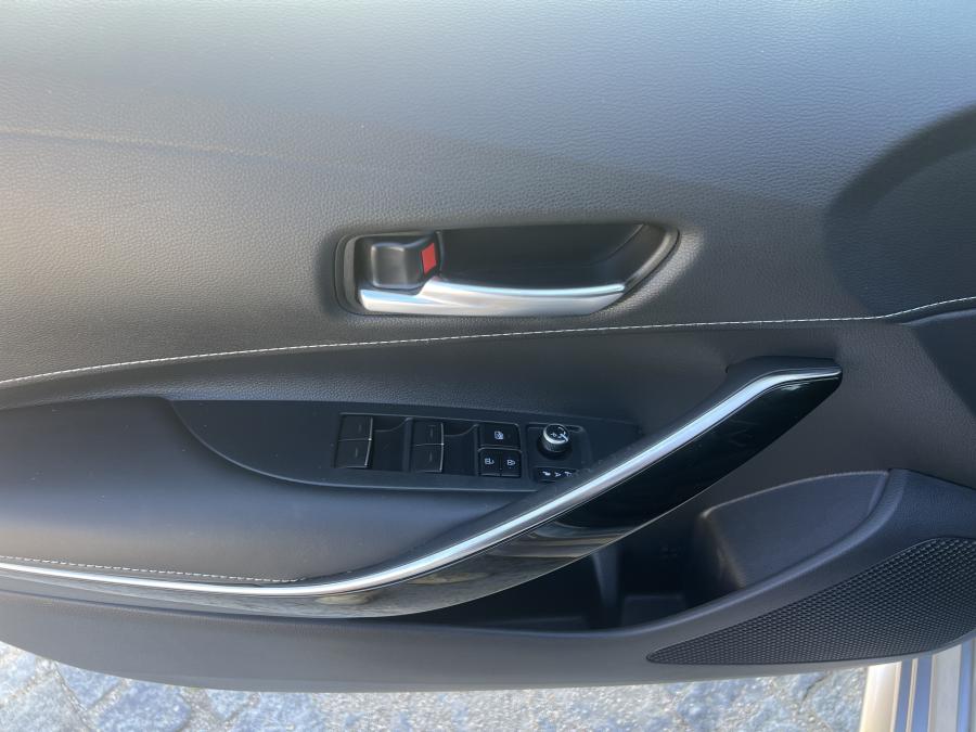 toyota-corolla-sw-2023-hibrido-a-gasolina-1798cc