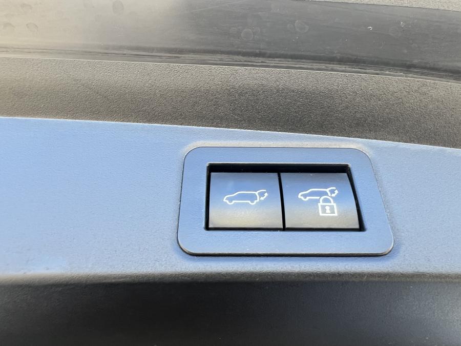 toyota-corolla-sw-2023-hibrido-a-gasolina-1798cc
