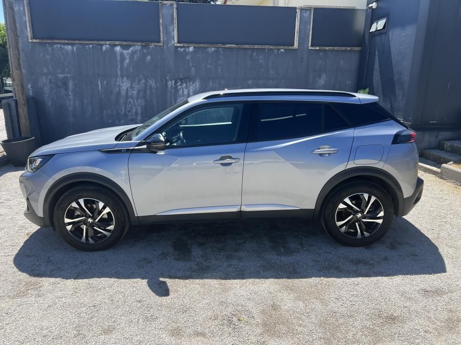 peugeot-e-2008-2022-eletrico-0cc