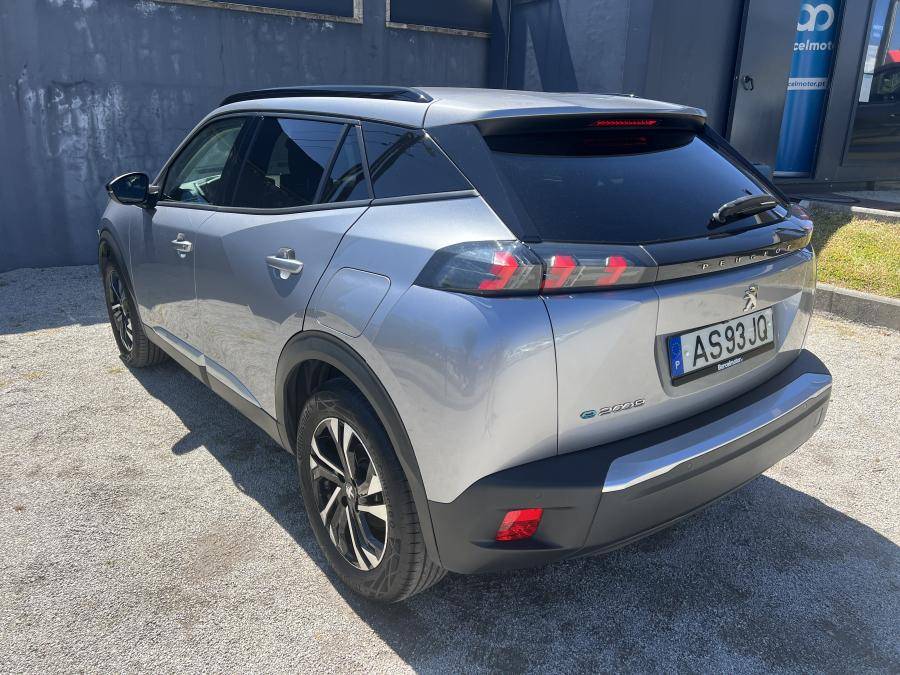 peugeot-e-2008-2022-eletrico-0cc