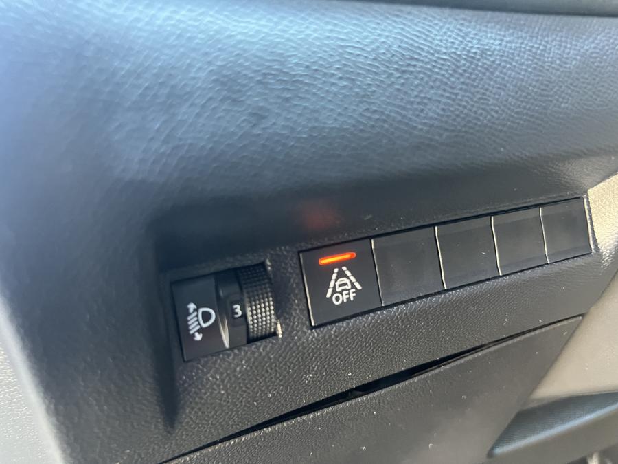 peugeot-e-2008-2022-eletrico-0cc
