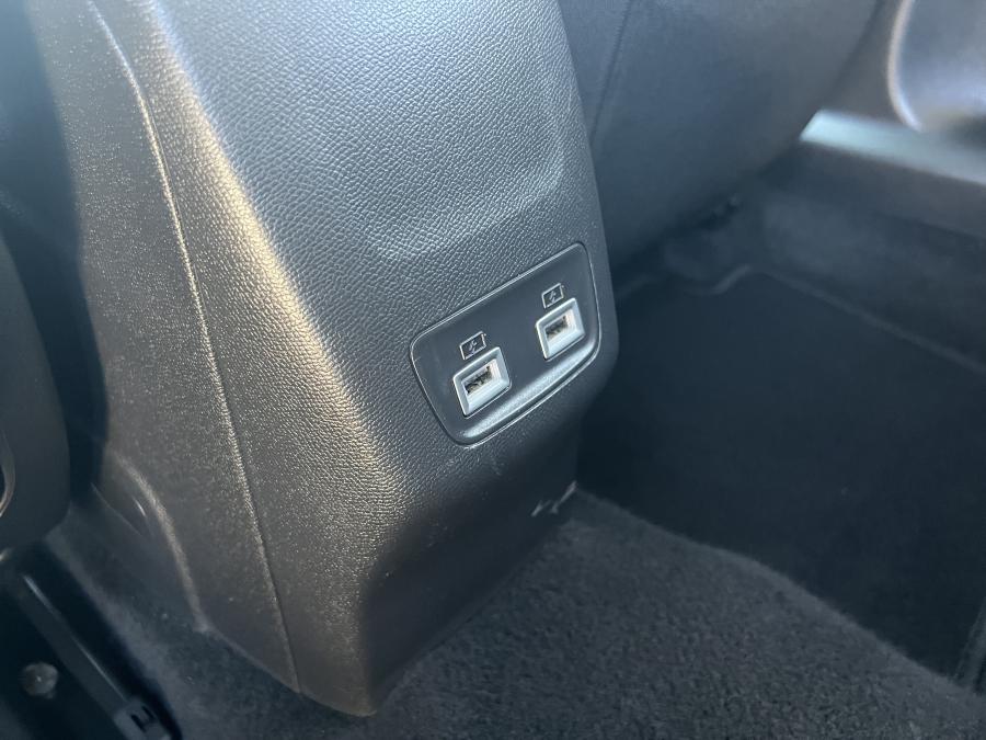 peugeot-e-2008-2022-eletrico-0cc