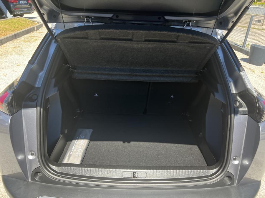 peugeot-e-2008-2022-eletrico-0cc