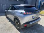 peugeot-e-2008-2022-eletrico-0cc