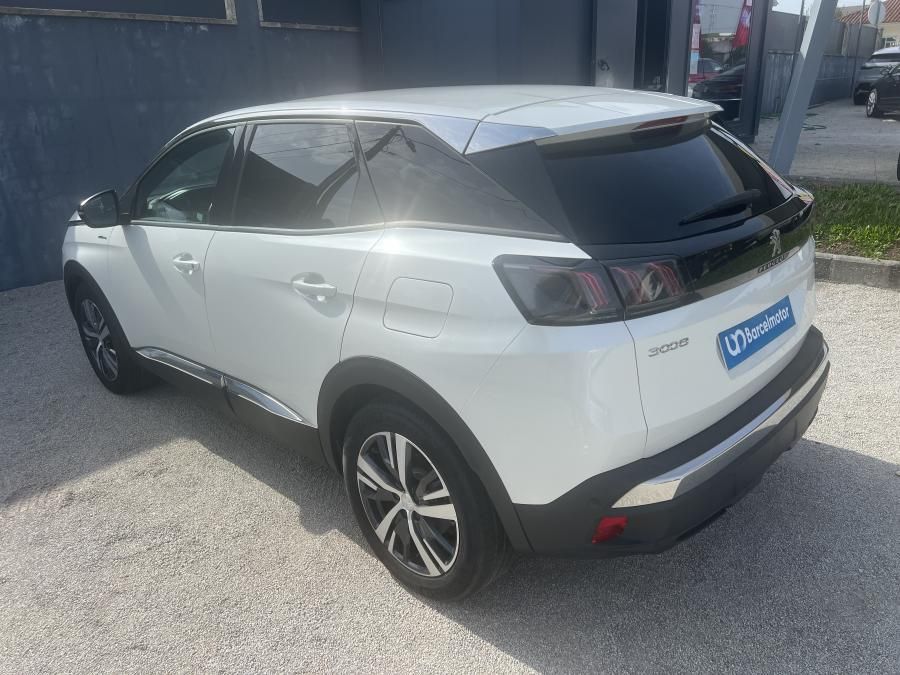 peugeot-3008-2023-hibrido-a-gasolina-1598cc