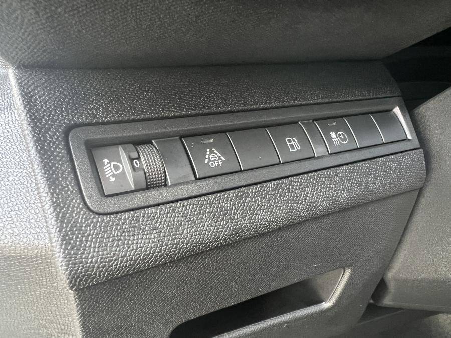 peugeot-3008-2023-hibrido-a-gasolina-1598cc