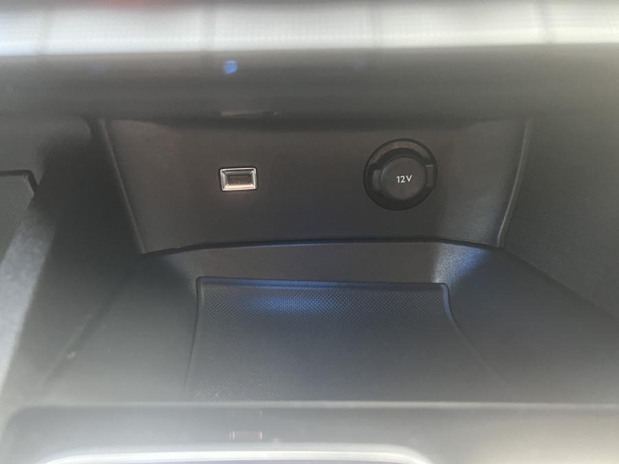 peugeot-3008-2023-hibrido-a-gasolina-1598cc