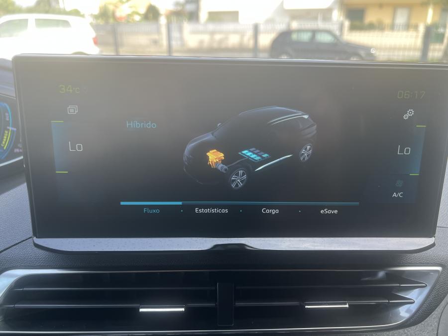 peugeot-3008-2023-hibrido-a-gasolina-1598cc
