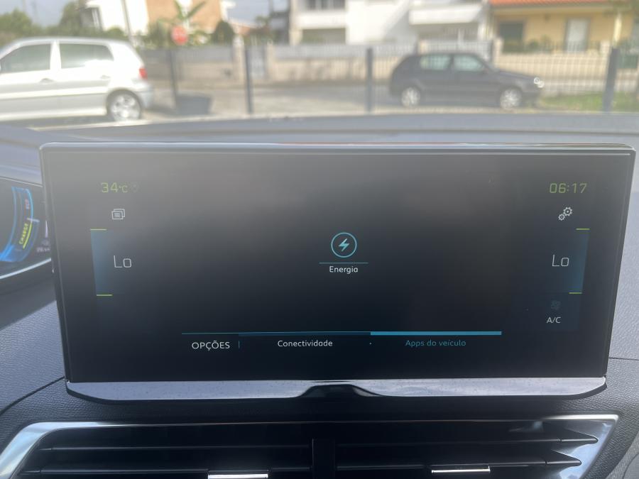 peugeot-3008-2023-hibrido-a-gasolina-1598cc