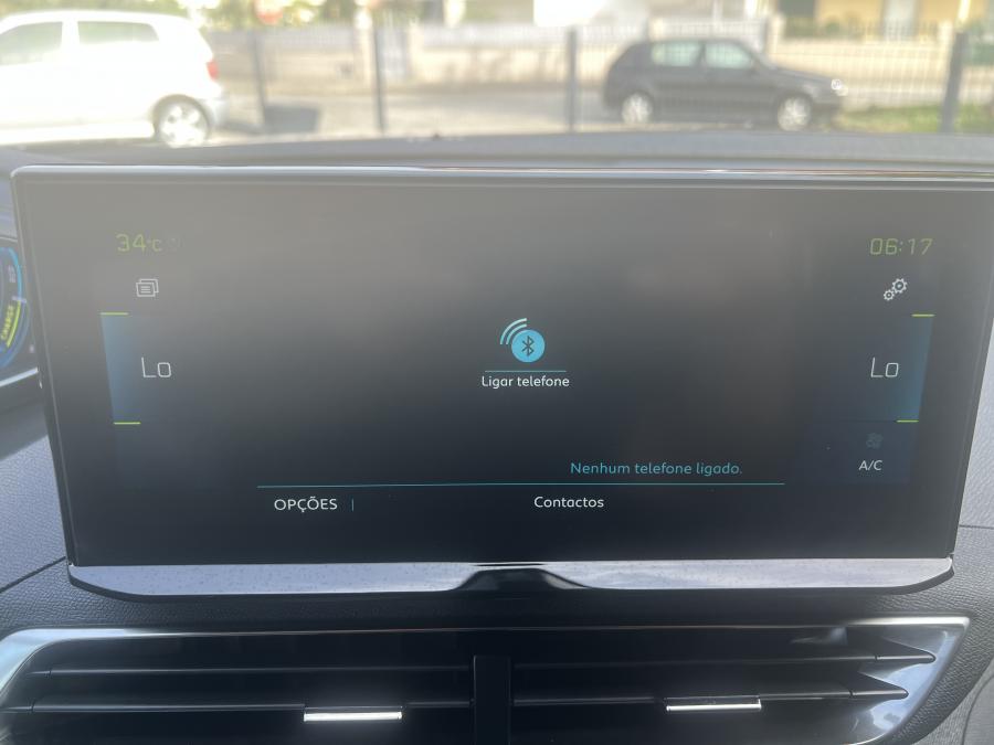 peugeot-3008-2023-hibrido-a-gasolina-1598cc