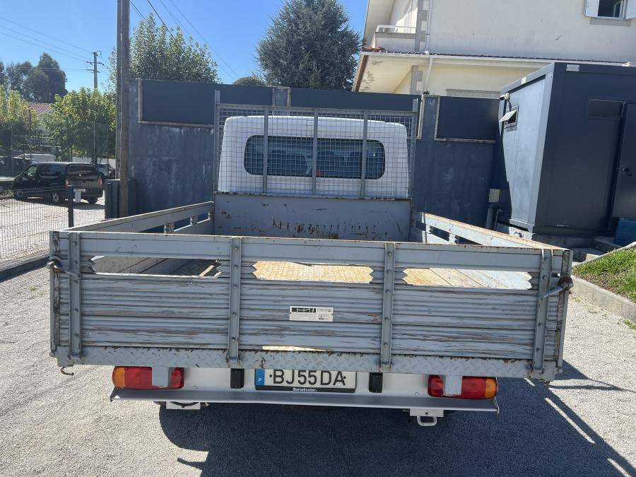 peugeot-boxer-2024-diesel-2179cc