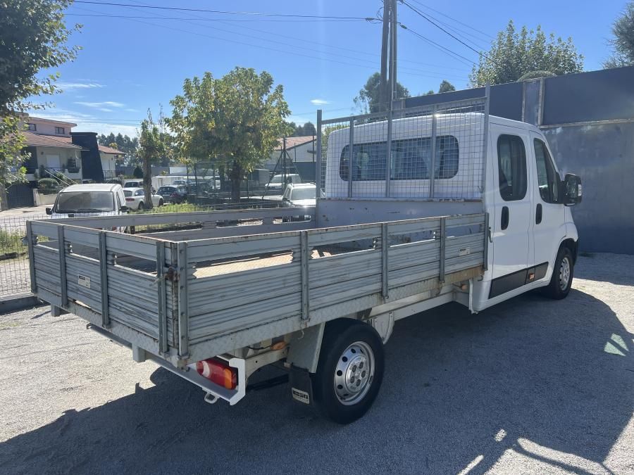peugeot-boxer-2024-diesel-2179cc