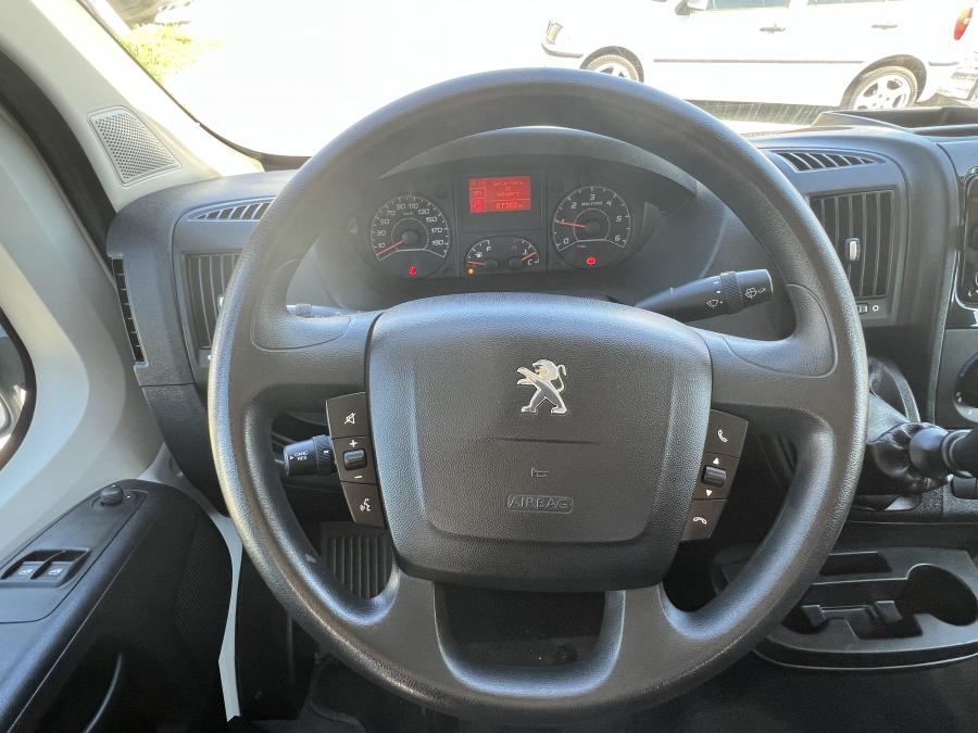peugeot-boxer-2024-diesel-2179cc