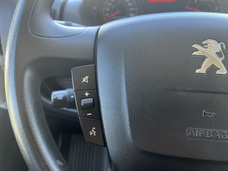 peugeot-boxer-2024-diesel-2179cc