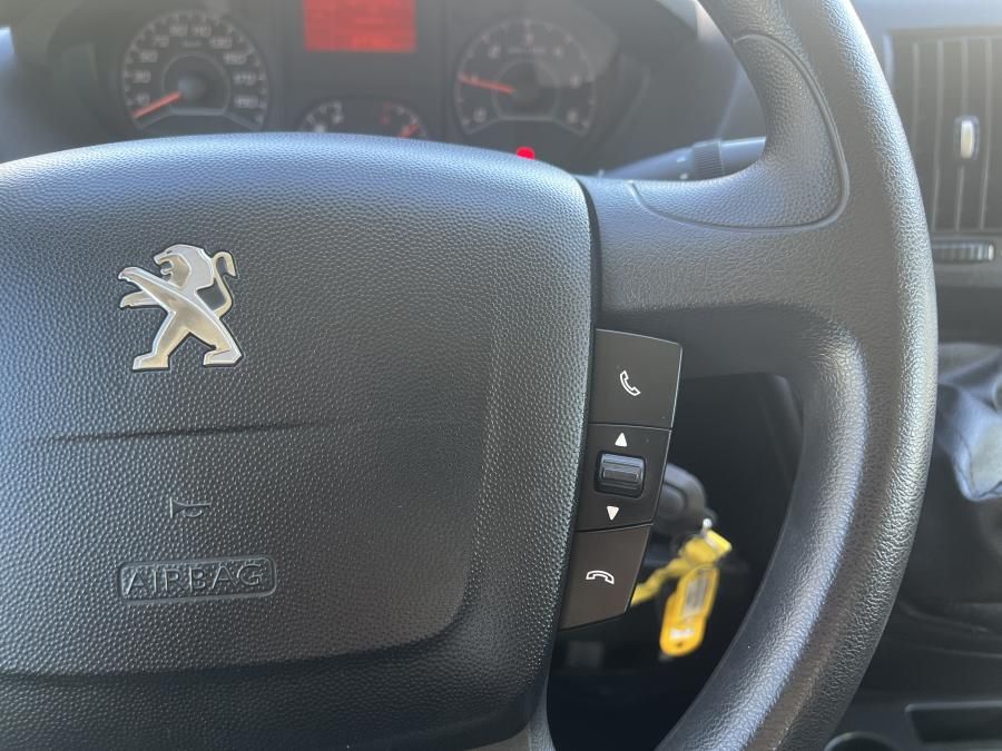 peugeot-boxer-2024-diesel-2179cc