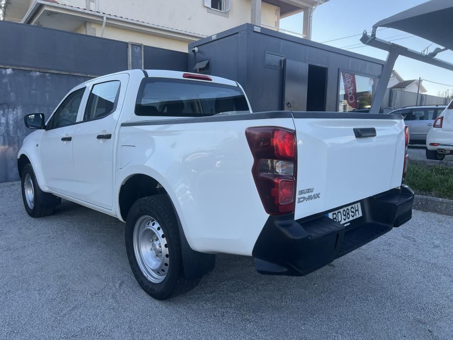 isuzu-d-max-2023-diesel-1898cc
