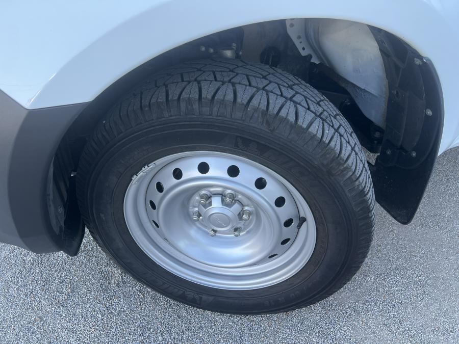 isuzu-d-max-2023-diesel-1898cc