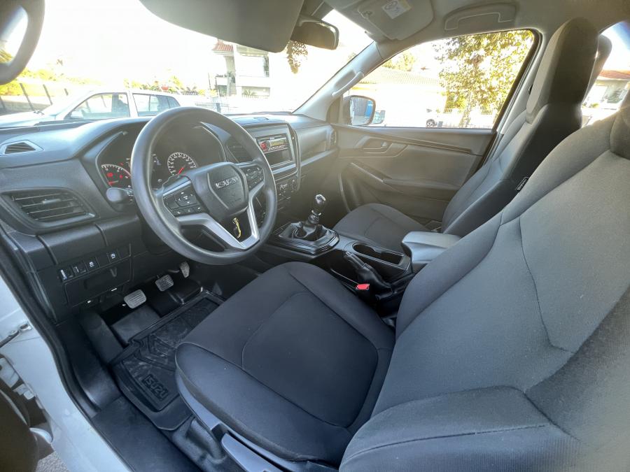 isuzu-d-max-2023-diesel-1898cc
