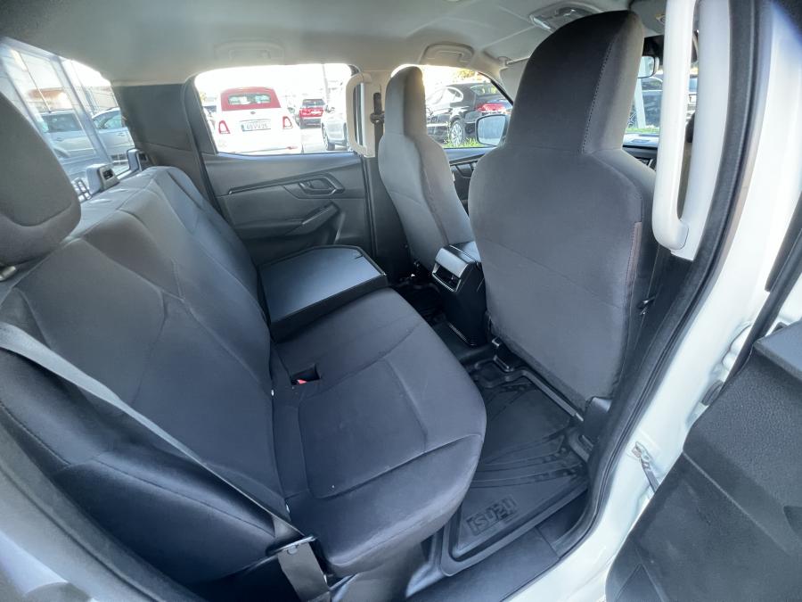 isuzu-d-max-2023-diesel-1898cc
