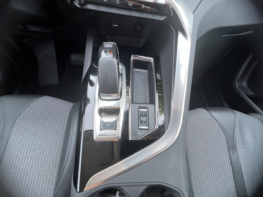 peugeot-3008-2022-hibrido-a-gasolina-1598cc