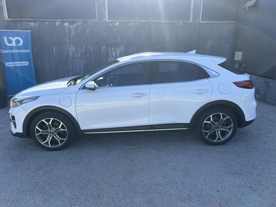 kia-xceed-2021-hibrido-a-gasolina-1580cc