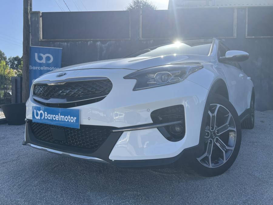 kia-xceed-2021-hibrido-a-gasolina-1580cc