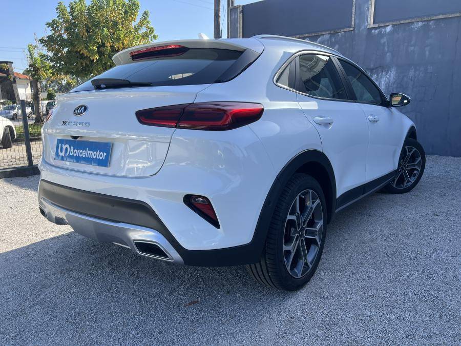 kia-xceed-2021-hibrido-a-gasolina-1580cc