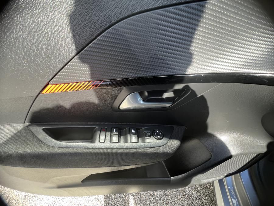 peugeot-e-208-2023-eletrico-0cc