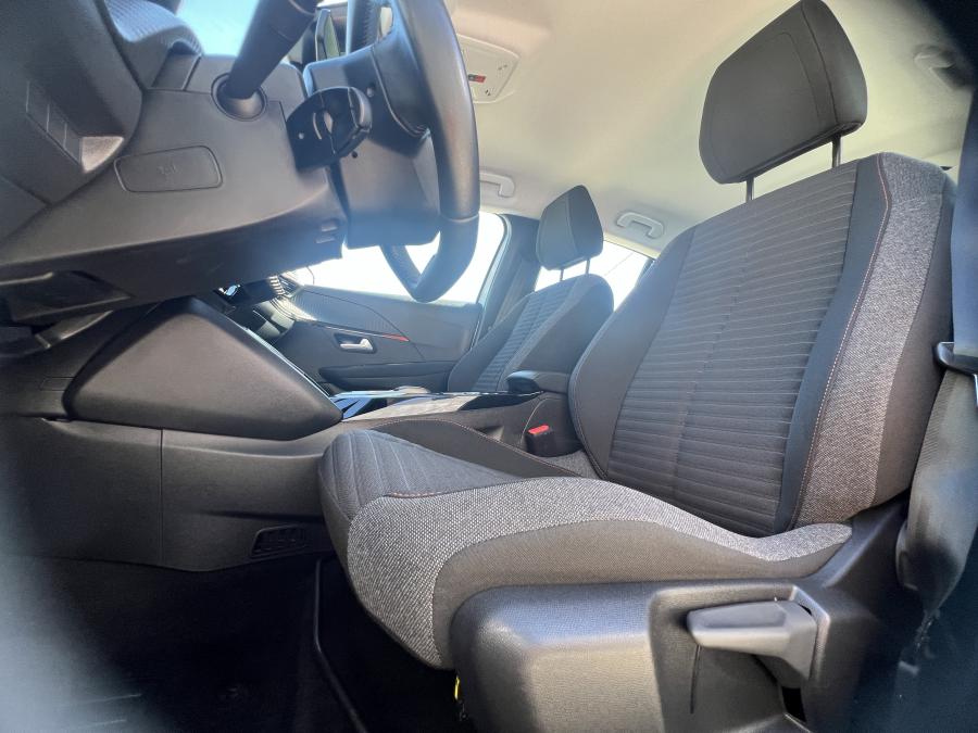 peugeot-e-208-2023-eletrico-0cc
