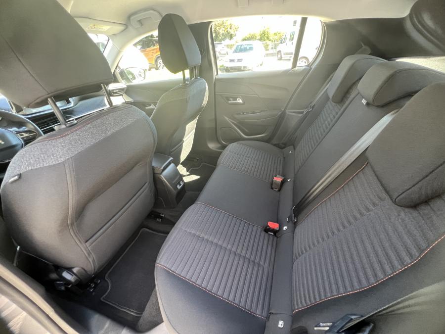 peugeot-e-208-2023-eletrico-0cc