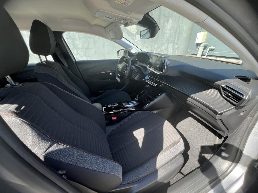 peugeot-e-208-2023-eletrico-0cc