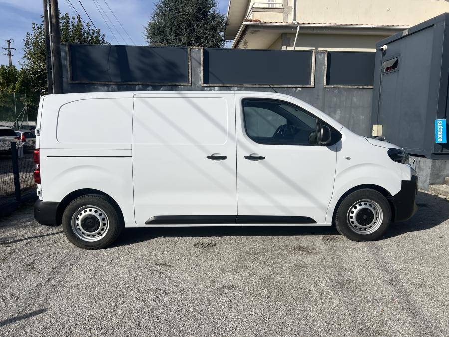 peugeot-expert-2024-eletrico-0cc