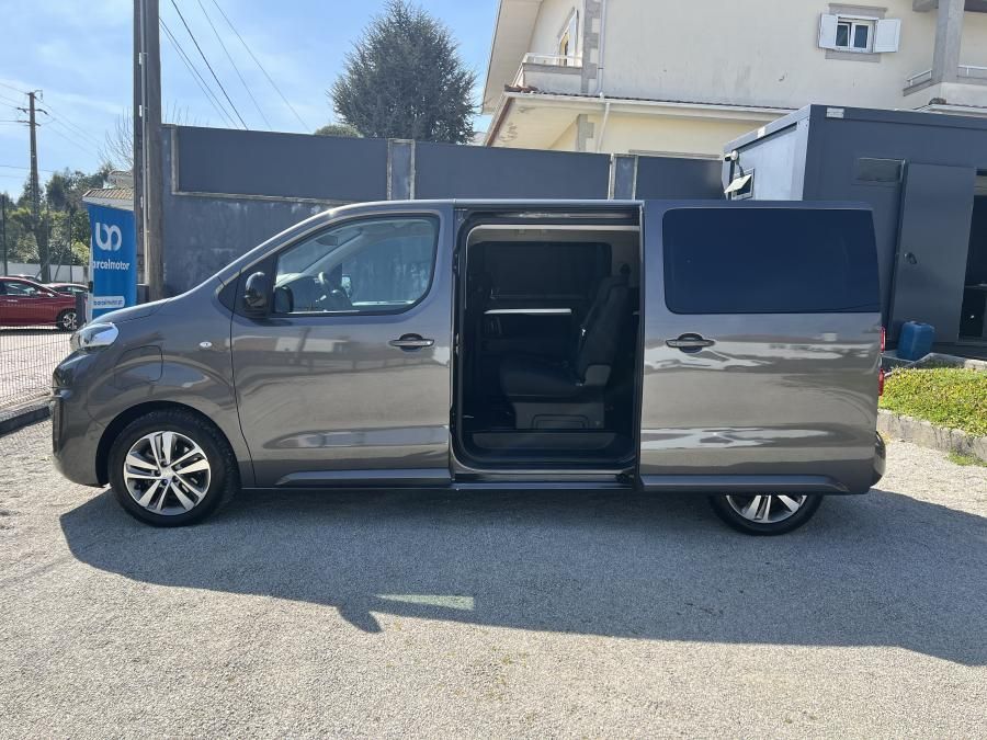 peugeot-traveller-2023-eletrico-0cc